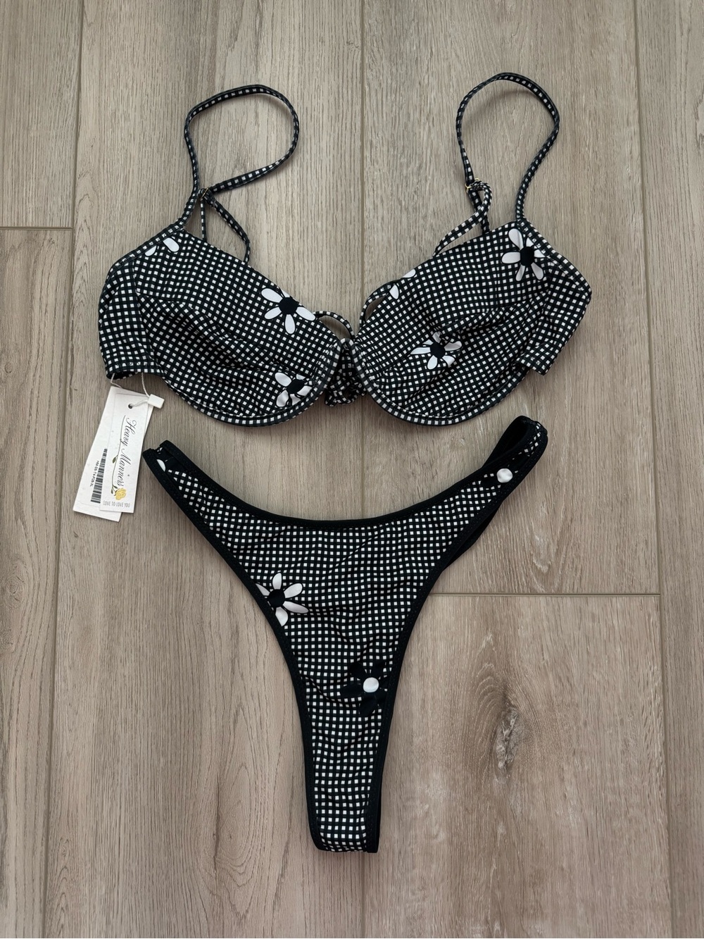 ‘Miss September’ Set